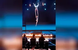 America's Got Talent: "Đứng tim" trước khoảnh khắc thí sinh thi nhào lộn rơi xuống đất