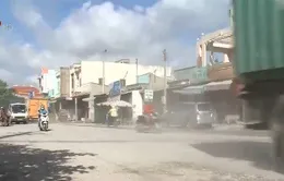 Giao lộ liên xã - Điểm đen giao thông và bụi gây ô nhiễm