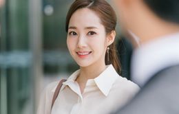 Nhờ "Thư ký Kim sao thế?", Park Min-young được ví như biểu tượng thời trang mới