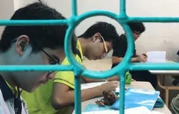 Cuộc đua nghẹt thở vào lớp 10 qua góc nhìn của nhà làm phim trung học