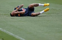 FIFA World Cup™ 2018: Neymar tập... ăn vạ để mua vui cho đồng đội