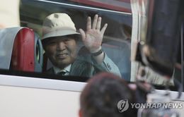 Đoàn Hàn Quốc di chuyển tới địa điểm tổ chức sự kiện đoàn tụ các gia đình ly tán