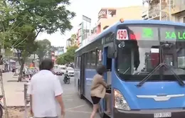 TP.HCM: Ý kiến chuyên gia về đề án mở làn ưu tiên cho xe bus