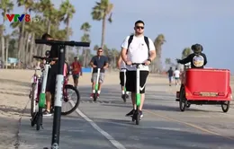 Mỹ: Bang California xem xét cấp dịch vụ cho thuê xe scooter điện