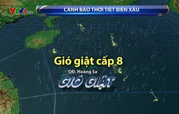 Áp thấp gây mưa dông, gió giật mạnh trên Biển Đông