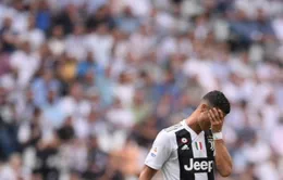 Ronaldo bật khóc sau bàn đầu tiên cho Juventus ở Serie A