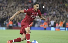 Liverpool không còn hậu vệ phải đích thực