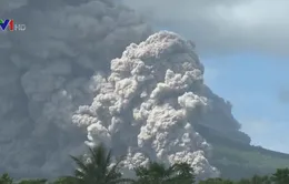 Philippines nâng cảnh báo núi lửa Mayon