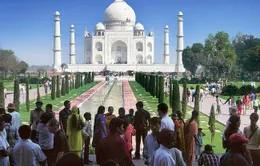 Ấn Độ giới hạn du khách đến Taj Mahal