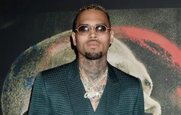 Chris Brown bị bắt giữ tại Pháp sau cáo buộc cưỡng hiếp phụ nữ