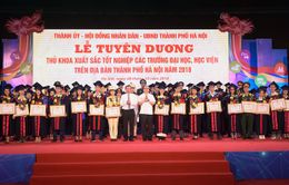 Hà Nội sẽ tuyên dương 86 thủ khoa đại học “đầu ra” năm 2019