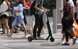 Singapore đau đầu tìm cách quản lý xe scooter điện