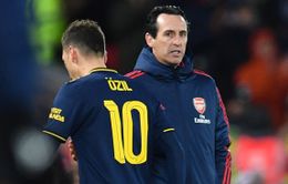 Huyền thoại khuyên Arsenal nên "cắt viện trợ" của Unai Emery