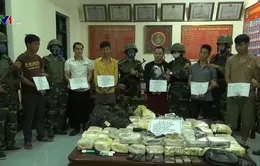 Phát hiện vụ vận chuyển 30 bánh heroin và 45kg ma túy đá tại Hà Tĩnh