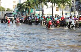 Cần Thơ: Hơn 100 tuyến đường ngập nghiêm trọng