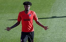 Thomas Partey tiếp tục bị trộm viếng thăm