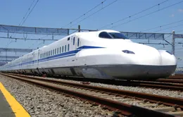 Nhật Bản ra mắt tàu shinkansen mới, có thể chạy dù mất điện