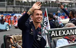 Alexander Albon sẽ tiếp tục gắn bó với Red Bull ở mùa giải 2020