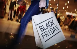 Nhộn nhịp thị trường mua sắm trực tuyến trước ngày Black Friday