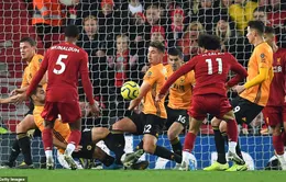 Liverpool 1-0 Wolves: Khi không hay thì lại có VAR!