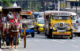 Nhọc nhằn nghề lái xe Jeepney ở Philippines