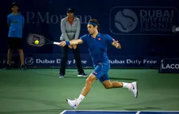 Roger Federer giành chiến thắng ở vòng 1 Dubai Championships