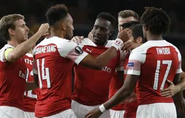 Arsenal lên hạng 3, fan điên tiết "mắng" HLV Unai Emery