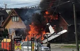 Chile: Máy bay hạng nhẹ rơi trúng nhà dân, 6 người chết