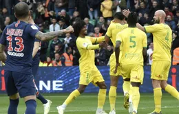 Thua sốc, PSG vẫn "chưa chịu"... vô địch Ligue 1