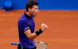 Dominic Thiem khiến Rafael Nadal thành cựu vô địch Barcelona mở rộng