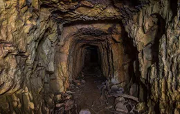 Sập mỏ vàng ở Indonesia, nhiều người thiệt mạng và bị chôn vùi