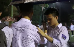 Lễ tri ân trưởng thành đầy xúc động của học sinh lớp 12 trường THPT Yên Hòa