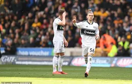 Kỷ lục cầu thủ trẻ nhất ra sân tại Premier League vừa đổi chủ!