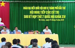 Chủ tịch Quốc hội tiếp xúc cử tri TP Cần Thơ