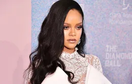 Rihanna trở thành nữ nhạc sĩ giàu nhất thế giới