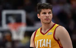 Kyle Korver ký hợp đồng 1 năm với Milwaukee Bucks