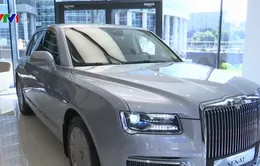 Nga bán xe limousine từng đưa Tổng thống Putin nhậm chức