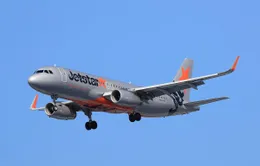 Máy bay Jetstar Australia hạ cánh khẩn cấp