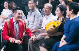 Mẹ Nguyễn Phi Hùng sốt ruột khi nam ca sĩ vẫn ế ở tuổi 42