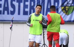 HLV Heerenveen chốt danh sách đá chính trận gặp VVV-Venlo, Văn Hậu chờ cơ hội