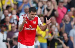 Rơi chiến thắng vì sai lầm sơ đẳng, Arsenal đã hoảng sợ?