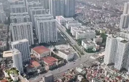 Lo ngại nhà máy di dời, cao ốc mọc lên