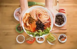 Bỏ thuốc phiện vào món ăn để “gây nghiện” thực khách