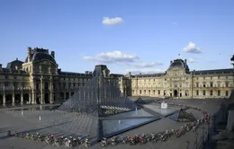 Pháp: Bảo tàng Louvre mở cửa trở lại sau làn sóng đình công
