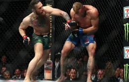 "Gã điên" McGregor tái xuất, hạ đối thủ theo cách không thể tin nổi