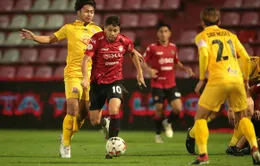 Văn Lâm thi đấu xuất sắc vẫn không cứu nổi Muangthong United