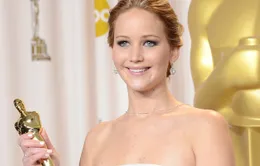 Jennifer Lawrence lần đầu chia sẻ về sự cố vấp ngã tại lễ trao giải Oscar