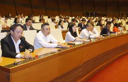 Quốc hội thông qua Nghị quyết về kế hoạch phát triển kinh tế - xã hội năm 2021