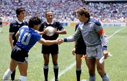 Cựu thủ môn Peter Shilton: Maradona vĩ đại nhưng không có tinh thần thể thao