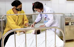 Trẻ 11 tháng nhập viện do ngộ độc thuốc nhỏ mũi